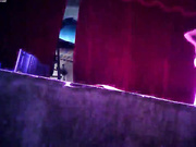 县城歌舞团下乡巡回演出又唱又跳非常给力