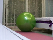 对白淫荡的母子乱伦妈妈漏脸了趴着健身球啪啪高清无水