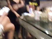 卡拉OK慶生找小姐微信發紅包脫衣慶祝