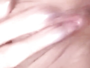 主播塞鸡蛋取不出来