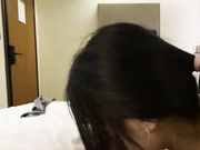 瞒着男友有偿约炮 可爱清纯的外表下吃肉棒如此娴熟陶醉很反差