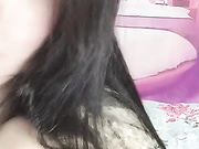 喷血大奶女主播来大姨妈了不敢乱搞只能洗澡给大家看