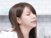 公厕痴女 服务男员工发泄欲火