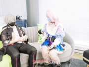 收买星铁三月七帮我深喉口交马上答应了，加上码无套中出也得手了