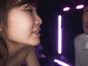 [JUQ-708] ハプニングバー人妻NTR 「あなたのためよ…」と言っていた妻がいつしか群がる男たちに夢中になっていた。 - 5of5