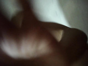 大四情侣出租屋內没事玩自拍 妹纸身材不錯動作很猛 口活超厲害