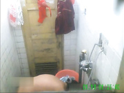 精品推薦 出租房偷拍幾個貌似夜店上班的妹子洗香香 雪白肌膚堅挺美乳看得讓人欲火焚身 720P高清原版