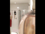精品推薦 變態房東出租屋放置攝像頭偷拍美女白領洗澡穿衣全過程 苗條身材堅挺美乳看得欲火焚身 720P高清原版