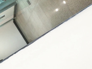 國內廁拍大神潛入某科技園辦公樓公共女廁偷拍各式白領小姐姐如廁噓噓 雪白大屁股看得讓人欲火焚身 720P高清原版