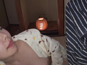 [SUJI-267] 「おじいちゃんって…おちんちん固くなるのかなぁ～？と思って…」好奇心旺盛な初孫禁断夜●い - 2of5