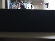 趴出租屋窗戶邊手機拍攝美女房客洗澡更衣 全裸打電話電風扇吹穴 逼逼毛好多啊 露臉高清 (1)