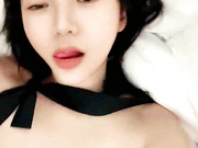 新来的极品妞别草太深，高颜值好身材，小哥已经饥渴难耐，大鸡巴抽脸强行吃奶口交大鸡巴，压在身下无套爆草