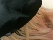 夜探粉发萝莉警官出租屋，无套内射小萝莉白浆喷涌