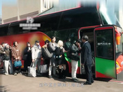 激情淫春回家路  策马淫春，车上换伴操到马年