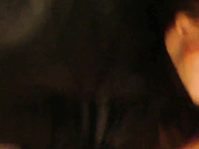 吃饭时故意灌醉前来见面的漂亮女网友带到酒店随意玩弄,小穴长得真不错,无套内射！