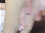 YOLO平台良心女主播果儿付费才能观看的直播大秀，非常敏感自慰潮吹大量喷水，清晰国语对白很精彩