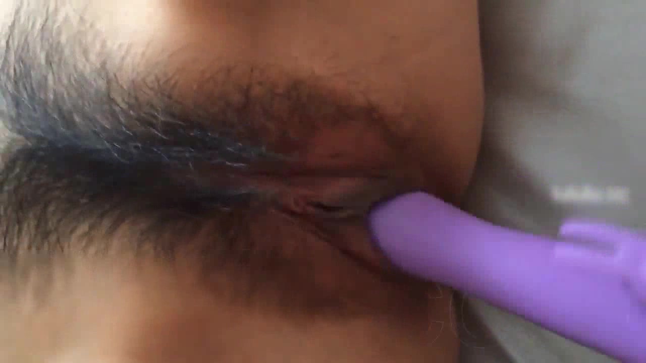 性感漂亮的长发大美女真是太养眼了,魔鬼身材让人欲仙欲死,忍不住啪啪啪狂操,呻吟声太好听了!