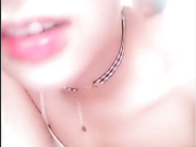 就要开学了美女月儿公路边车上露三点抠逼自慰勾引闺蜜老公摸她的奶子和逼逼