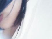 少妇女主播约炮细长屌粉丝炮友户外坟地旁边野战几下就被小伙草到喷水