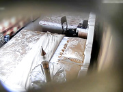 校园附近主题宾馆长卷发美女学生妹与四眼男友开房啪啪啪年轻人干的不够猛啊美女不尽兴还用脚按摩JJ挑逗