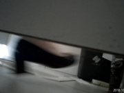 最新全景云上会第15部：白丝黑高绝色女秘书曼妙身材和细长逼缝直接对着撸了爆 完整版