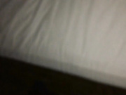 性感漂亮的牛仔短裙美女和刚认识的网友一起吃夜宵时喝醉了被带到酒店一件件脱掉衣服尽情啪啪!