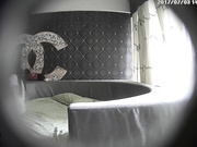 香奈儿主题酒店TP排骨男第一炮很猛干得美女嗷嗷叫第二炮萎了女的马上变死鱼了