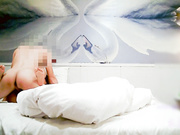 大神素人投稿1月精品大片泰国篇：约啪泰国旅游活泼可爱学生妹,小穴紧致难以进入,疼痛难耐直喊：慢一点.高清版!