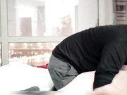 苍先生最新出品新版天堂系列浴缸玩弄新入行的大学生嫩模浑圆的D奶粉嫩没被开发过的逼逼非常诱人