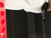 超市高清近距CD美女裙底（二）