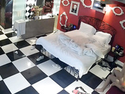 豪华马赛克房偷拍很能折腾的年轻情侣从浴室一直干到沙发还要整点SM