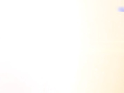 豪华酒店偷拍时尚气质的性感美女和情人酒店私会,2人迫不及待开干,操完一次又一次,太能叫了说：看看能不能怀孕!