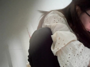 最新云上会超清系列  颜值超高的美少妇小屁屁被丁字裤勒的紧紧的