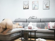 B哥探花秀约了个粉衣苗条少妇啪啪，舔背乳推口交沙发上后入抽插猛操_ev