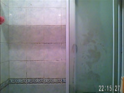 咸湿房东偷拍身材非常赞的小白领洗澡一双坚挺的乳房粉粉的黝黑的逼毛看得人家鸡巴硬邦邦