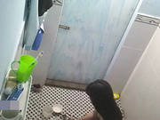 精品推薦 出租房爬窗拍攝到的苗條身材妹子脫光換衣 還把碗給洗了 720P高清原版