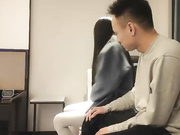 步宾探花约了个高颜值蓝色外套妹子啪啪，性感内衣特写摸逼舔奶抬腿抽插猛操