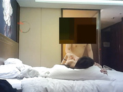 176CM包臀裙性感黑丝大长腿极品外围美女酒店高价钱援交土豪啪啪,性感小翘臀,粉嫩美穴道具调教后疯狂抽插!