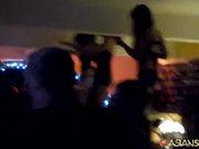 洋老外米糕未流出作品胡志明市的士高门口搭讪极品美乳嫩逼90后美少女阿丹逼太嫩有点吃不消