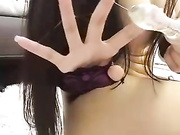 骚情主播在地毯上用双头蛇振动棒肛塞打炮