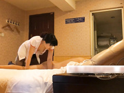 大神私人會所體驗極品模特外圍女全套服務 穿著情趣黑絲制服裝吹簫舔蛋上位騎乘嘗試各種體位 叫床聲淫蕩 國語720P高清